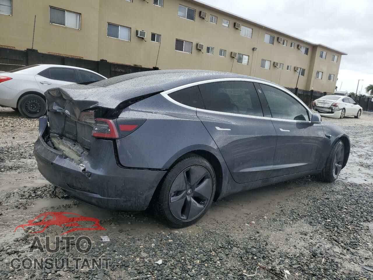 TESLA MODEL 3 2019 - 5YJ3E1EBXKF520659