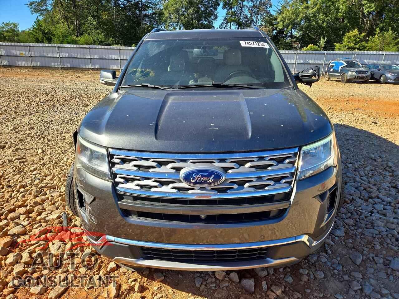 FORD EXPLORER 2018 - 1FM5K7F85JGA20254