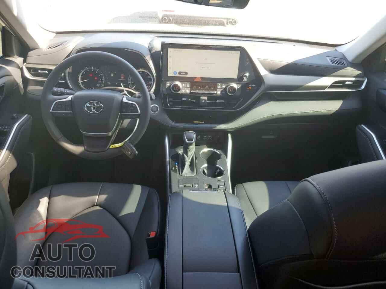TOYOTA HIGHLANDER 2023 - 5TDKDRAH8PS030795