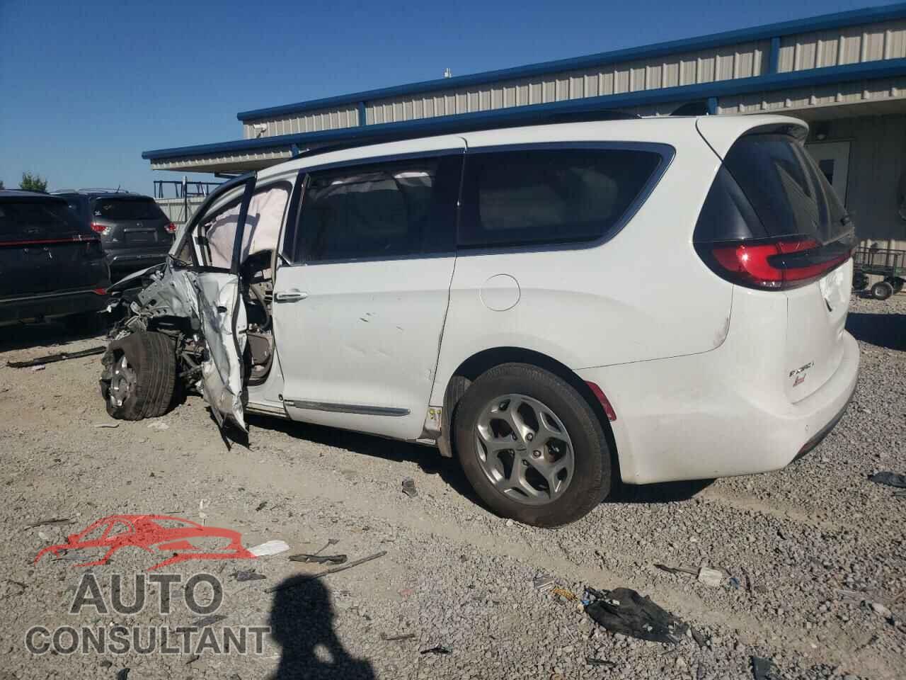 CHRYSLER PACIFICA 2023 - 2C4RC3GG7PR600016
