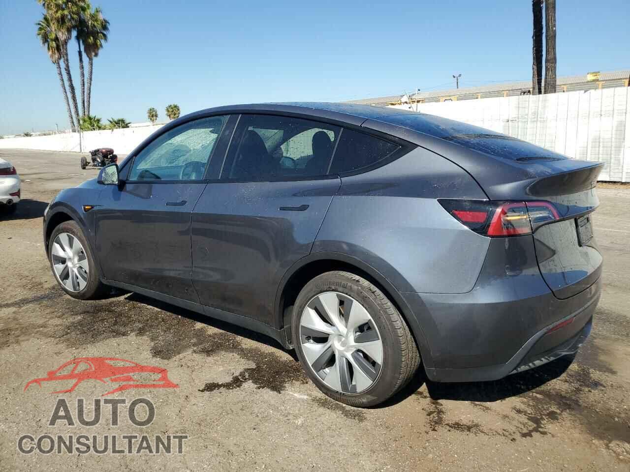 TESLA MODEL Y 2023 - 7SAYGDEE8PF923822