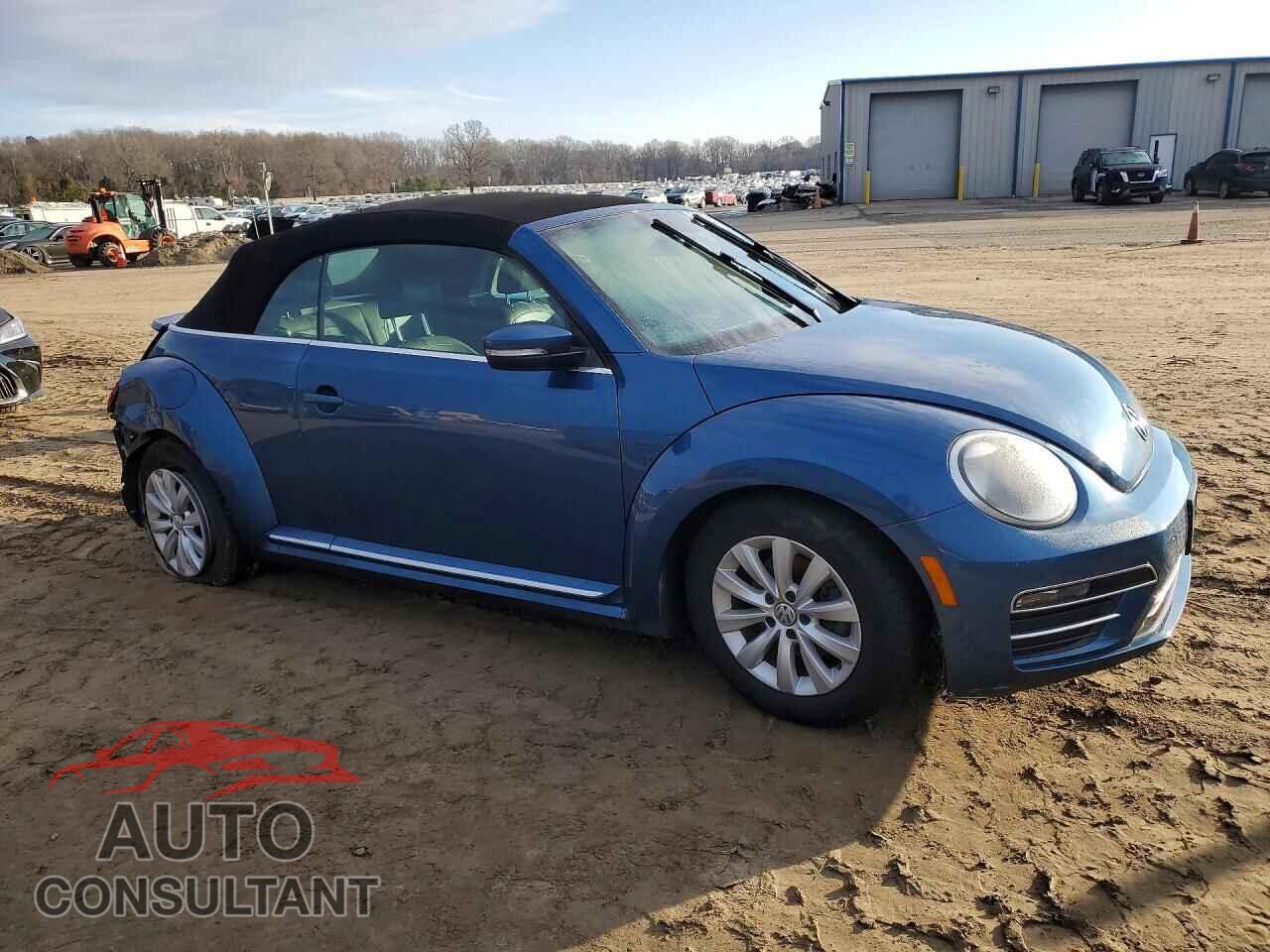 VOLKSWAGEN BEETLE 2018 - 3VW5DAAT7JM515274