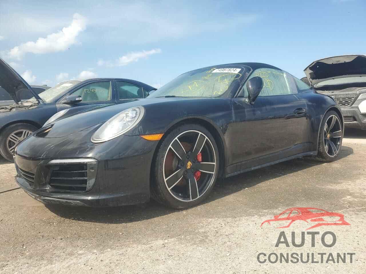 PORSCHE 911 2019 - WP0BB2A95KS125319