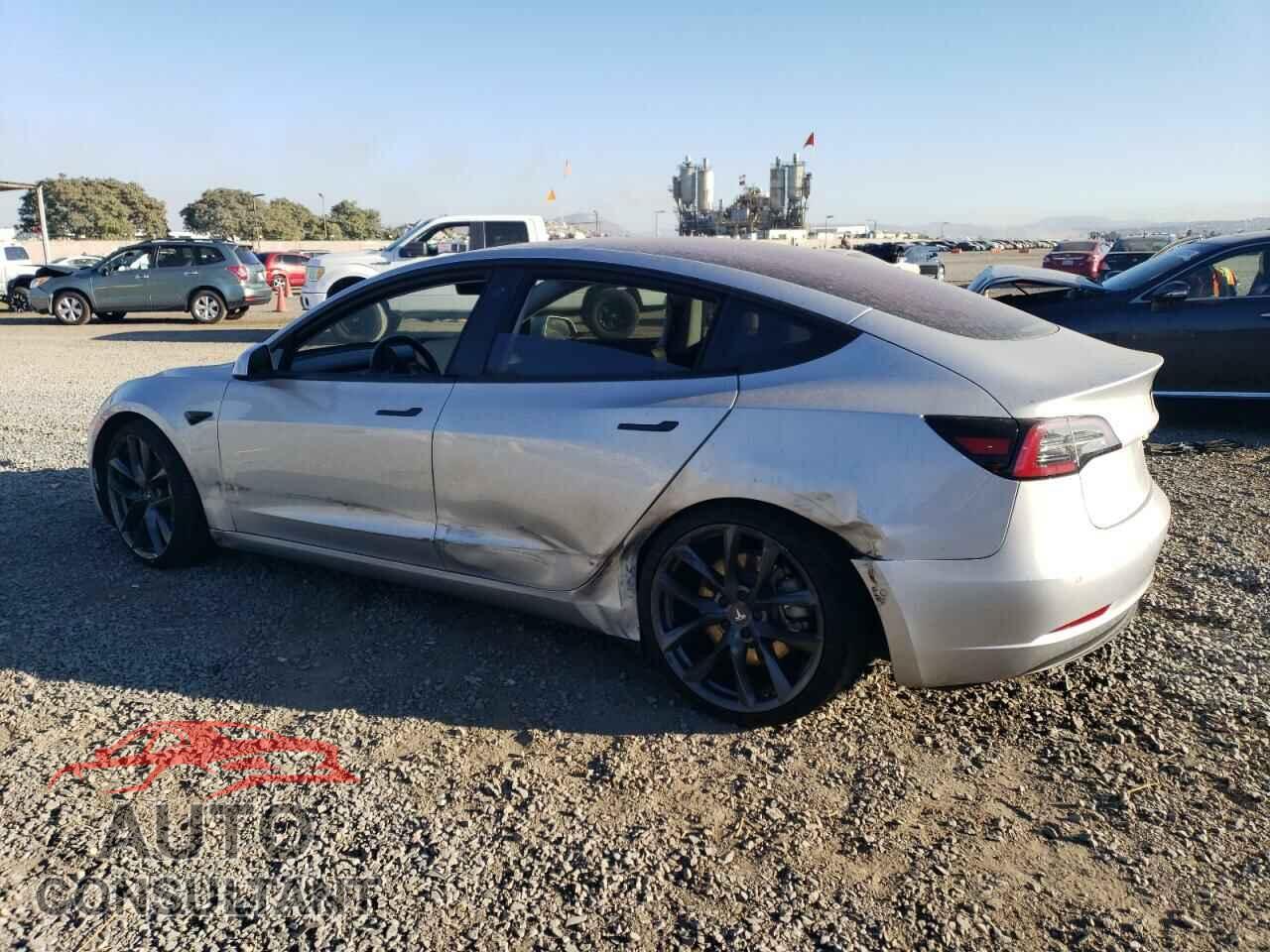 TESLA MODEL 3 2018 - 5YJ3E1EA4JF019160