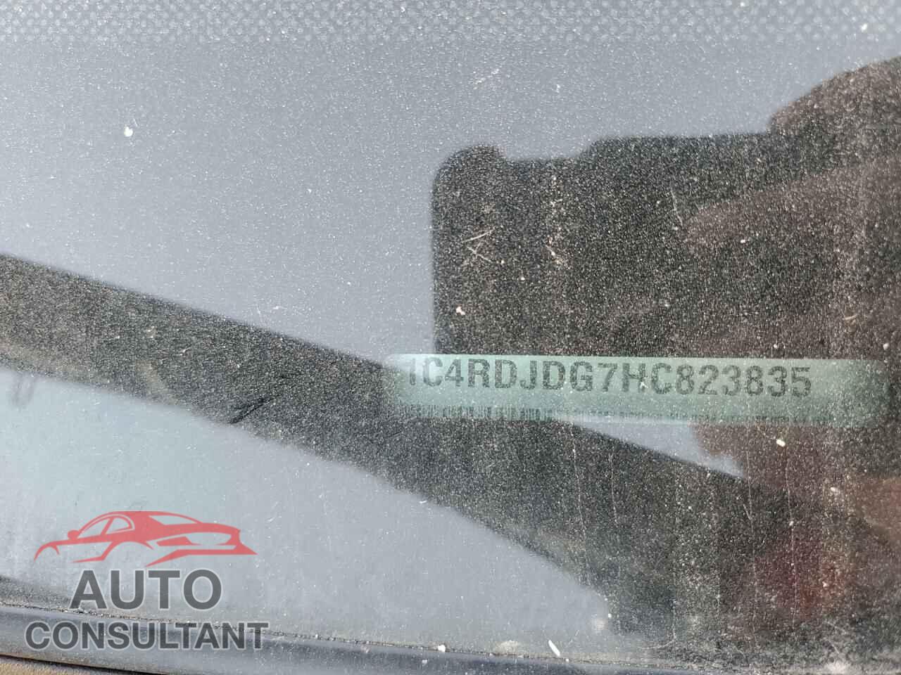 DODGE DURANGO 2017 - 1C4RDJDG7HC823835