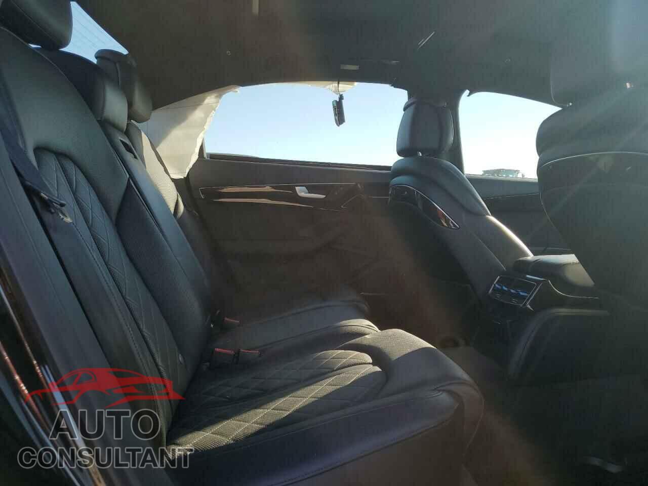AUDI A8 2017 - WAU43AFD4HN008655