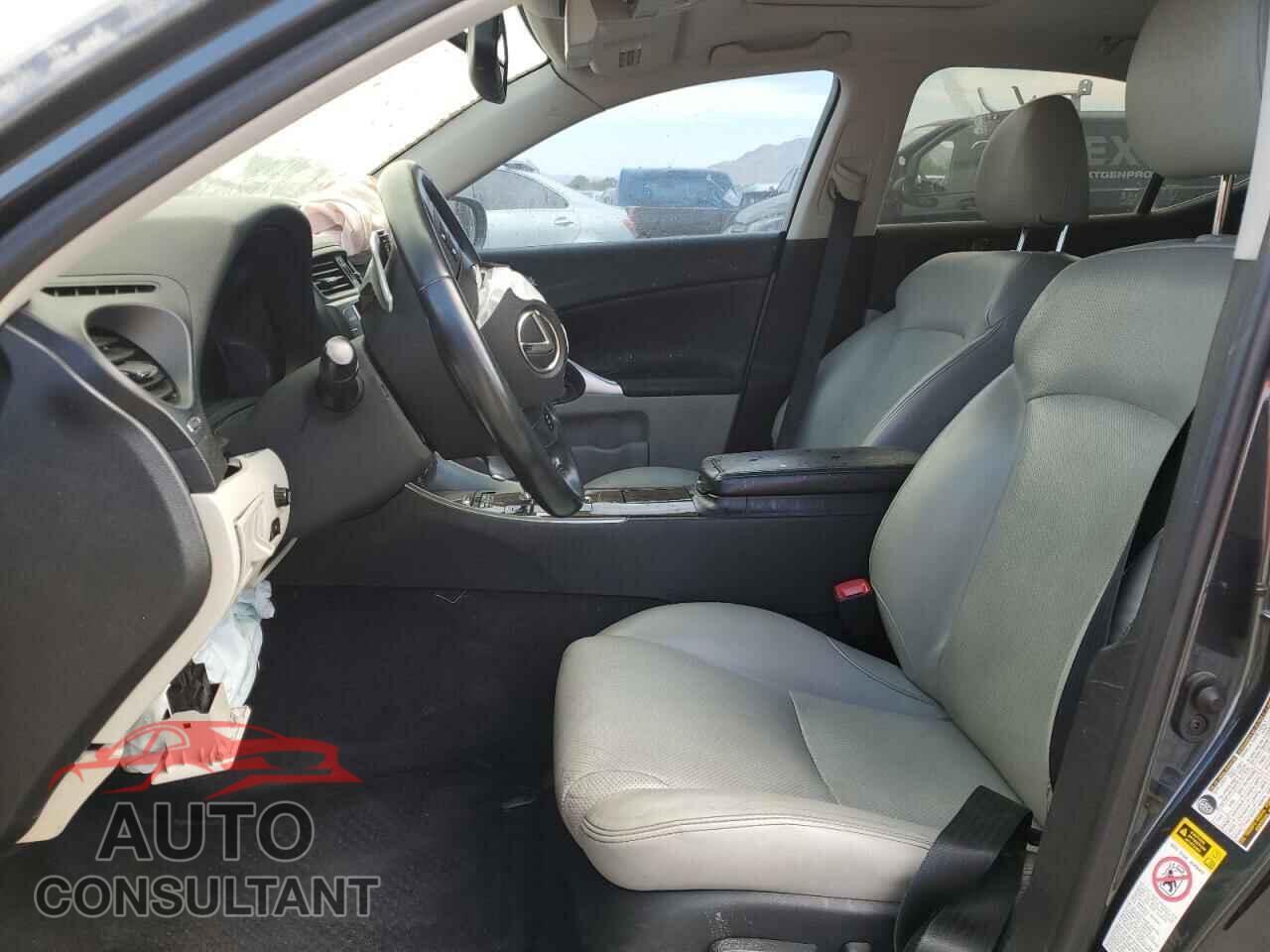 LEXUS IS 2010 - JTHBF5C28A5118799