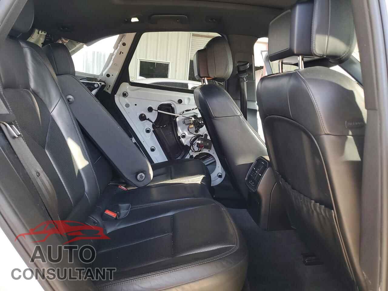PORSCHE MACAN 2016 - WP1AB2A55GLB53811