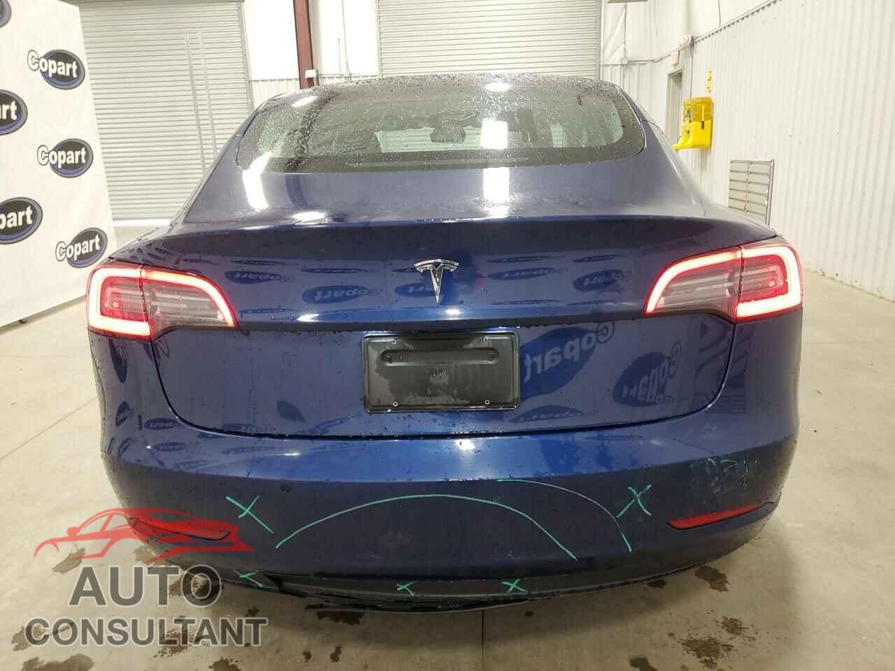 TESLA MODEL 3 2022 - 5YJ3E1EA2NF371028