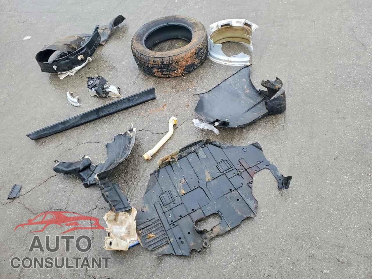SUBARU FORESTER 2015 - JF2SJADC8FH498833