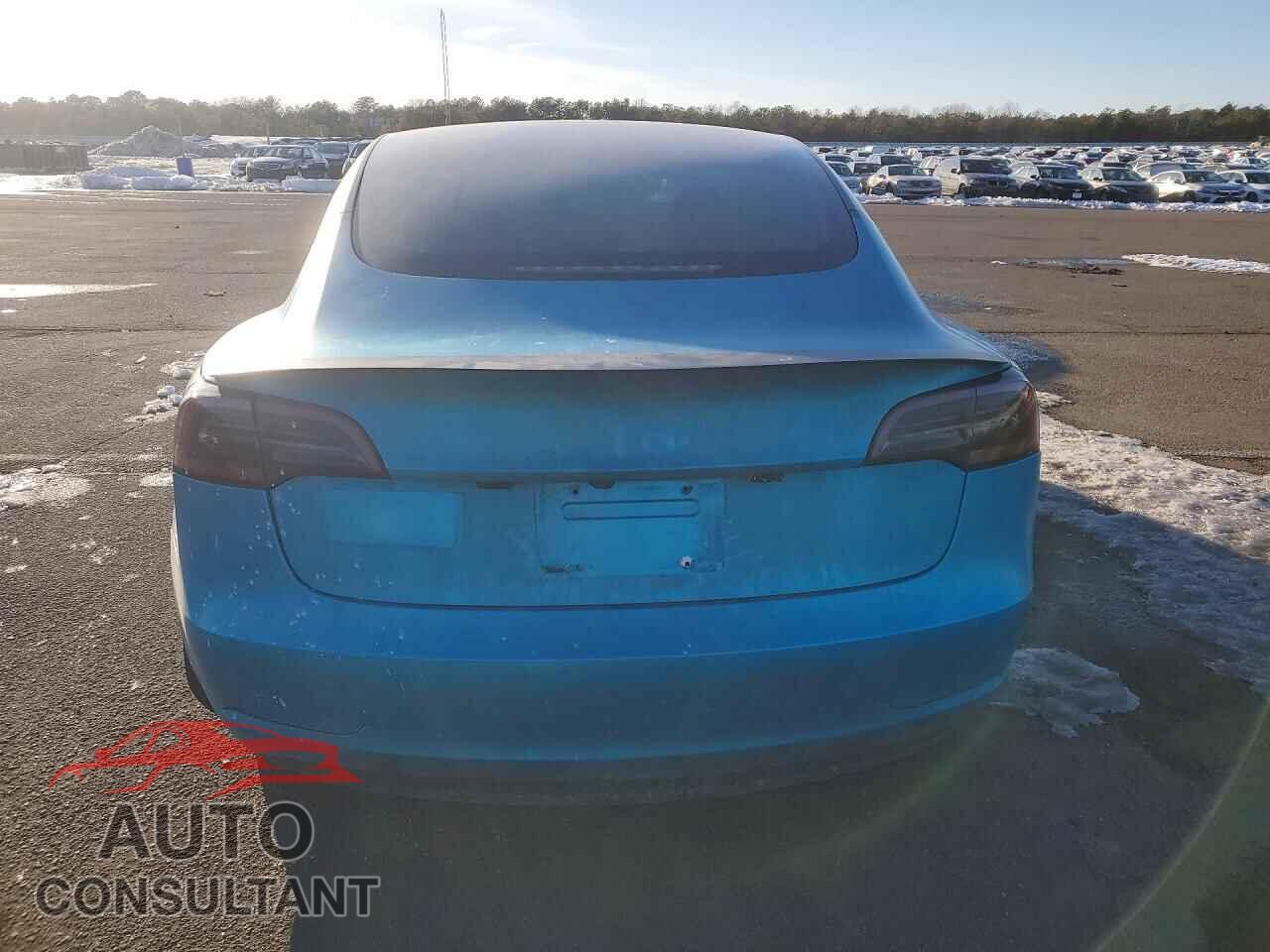 TESLA MODEL 3 2018 - 5YJ3E1EA2JF027239