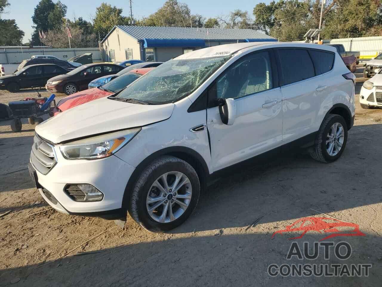 FORD ESCAPE 2017 - 1FMCU9GD9HUC54658