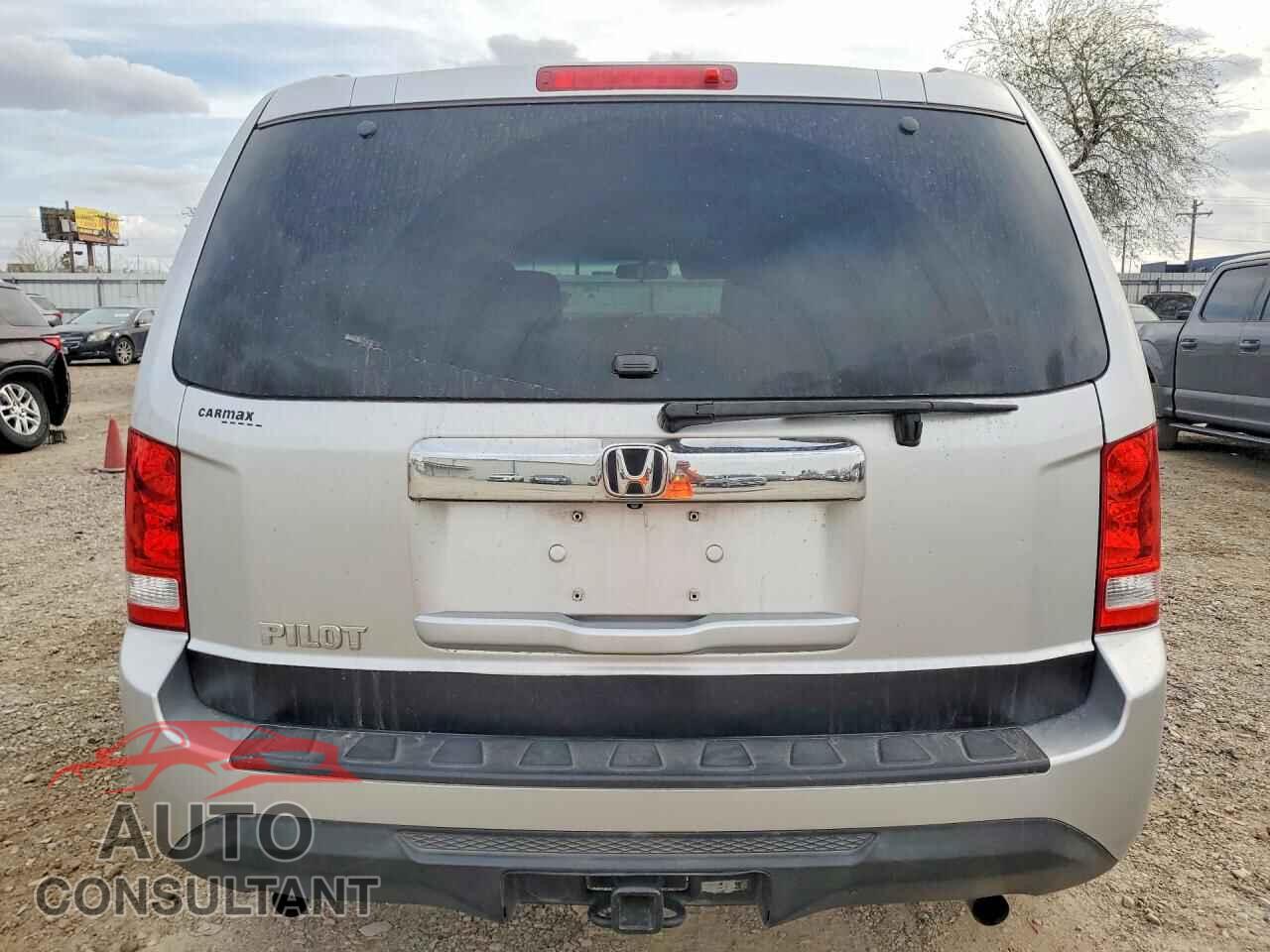 HONDA PILOT 2013 - 5FNYF3H2XDB044149