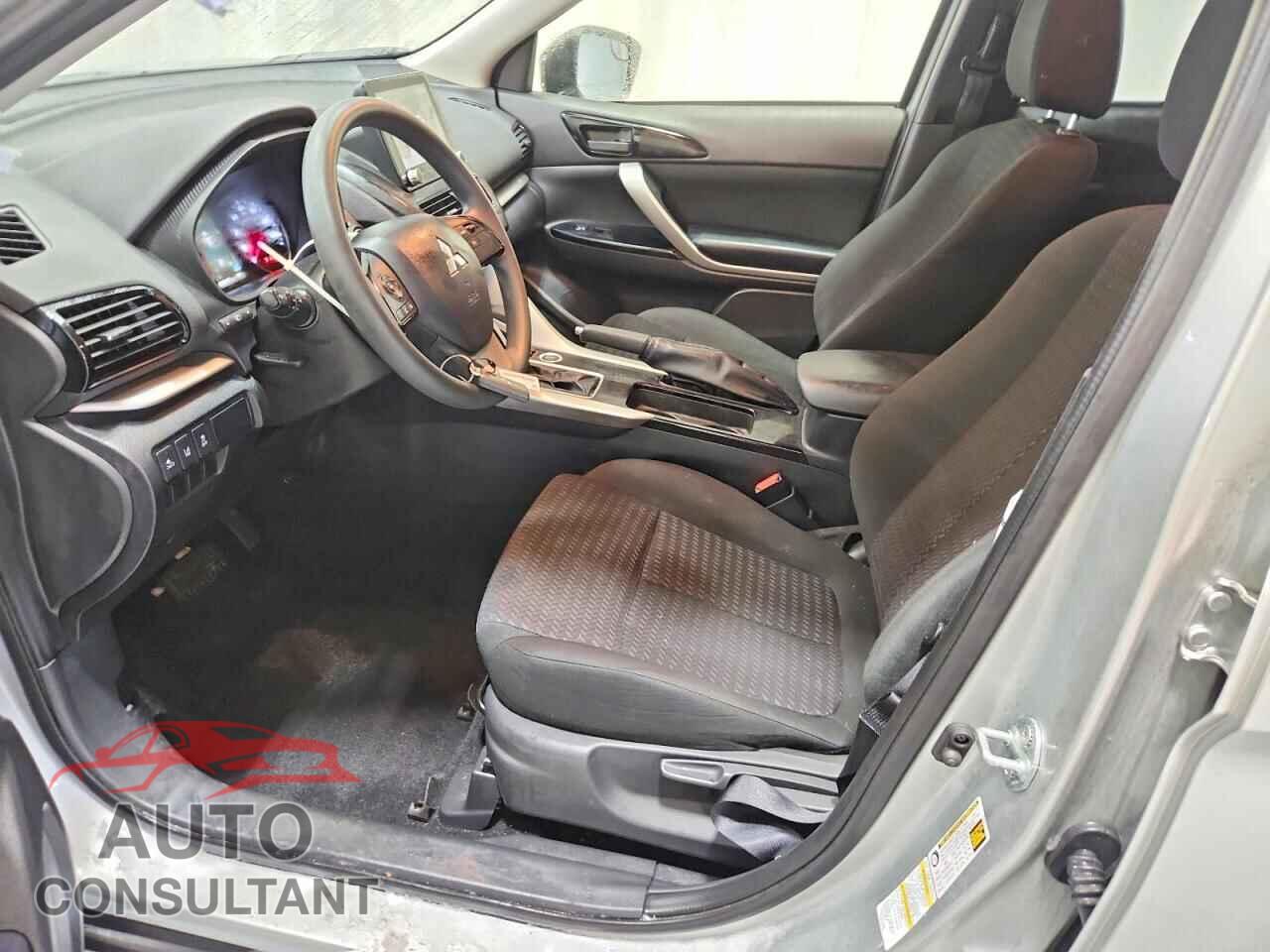 MITSUBISHI ECLIPSE 2024 - JA4ATVAA1RZ070545