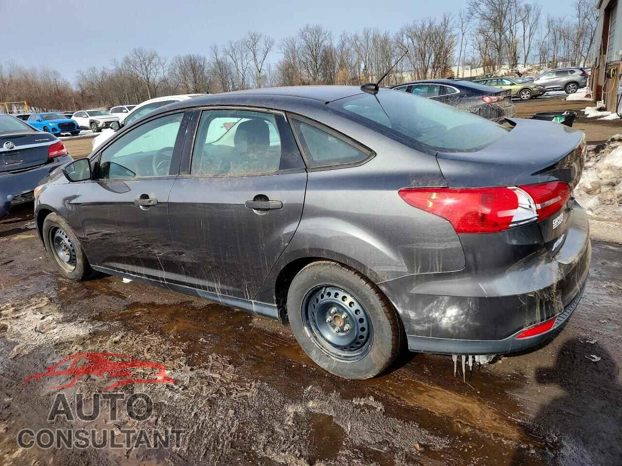 FORD FOCUS 2018 - 1FADP3E26JL300138