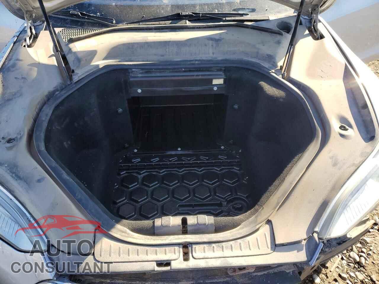 TESLA MODEL S 2013 - 5YJSA1CP6DFP25808