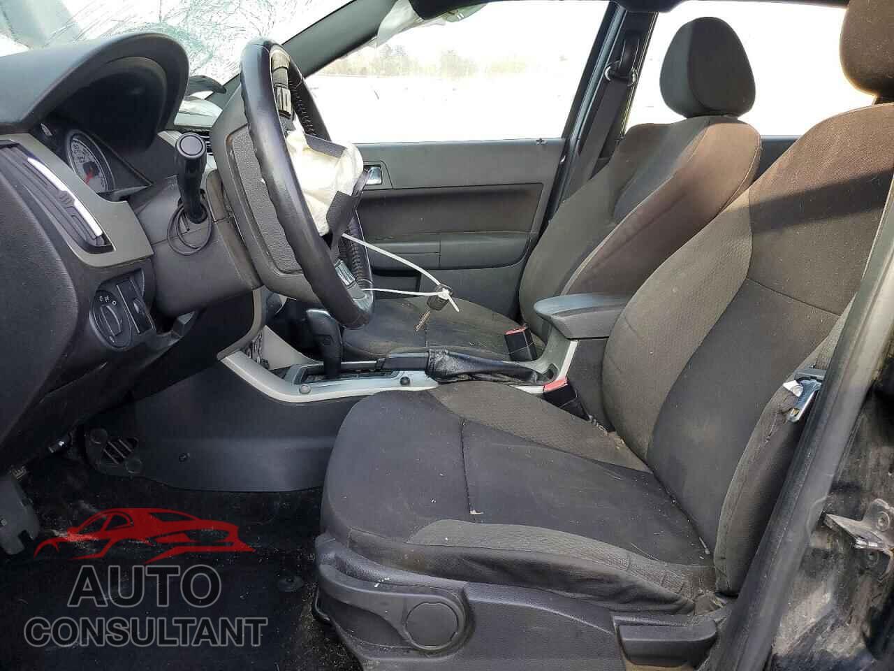 FORD FOCUS 2011 - 1FAHP3GN8BW201040