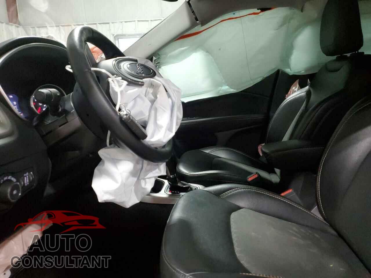 JEEP COMPASS 2019 - 3C4NJDBBXKT650629