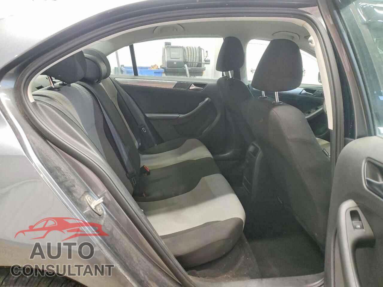 VOLKSWAGEN JETTA 2017 - 3VW2B7AJ6HM260184