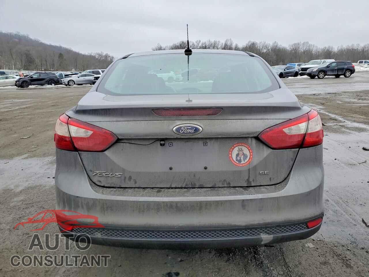 FORD FOCUS 2014 - 1FADP3F27EL182007