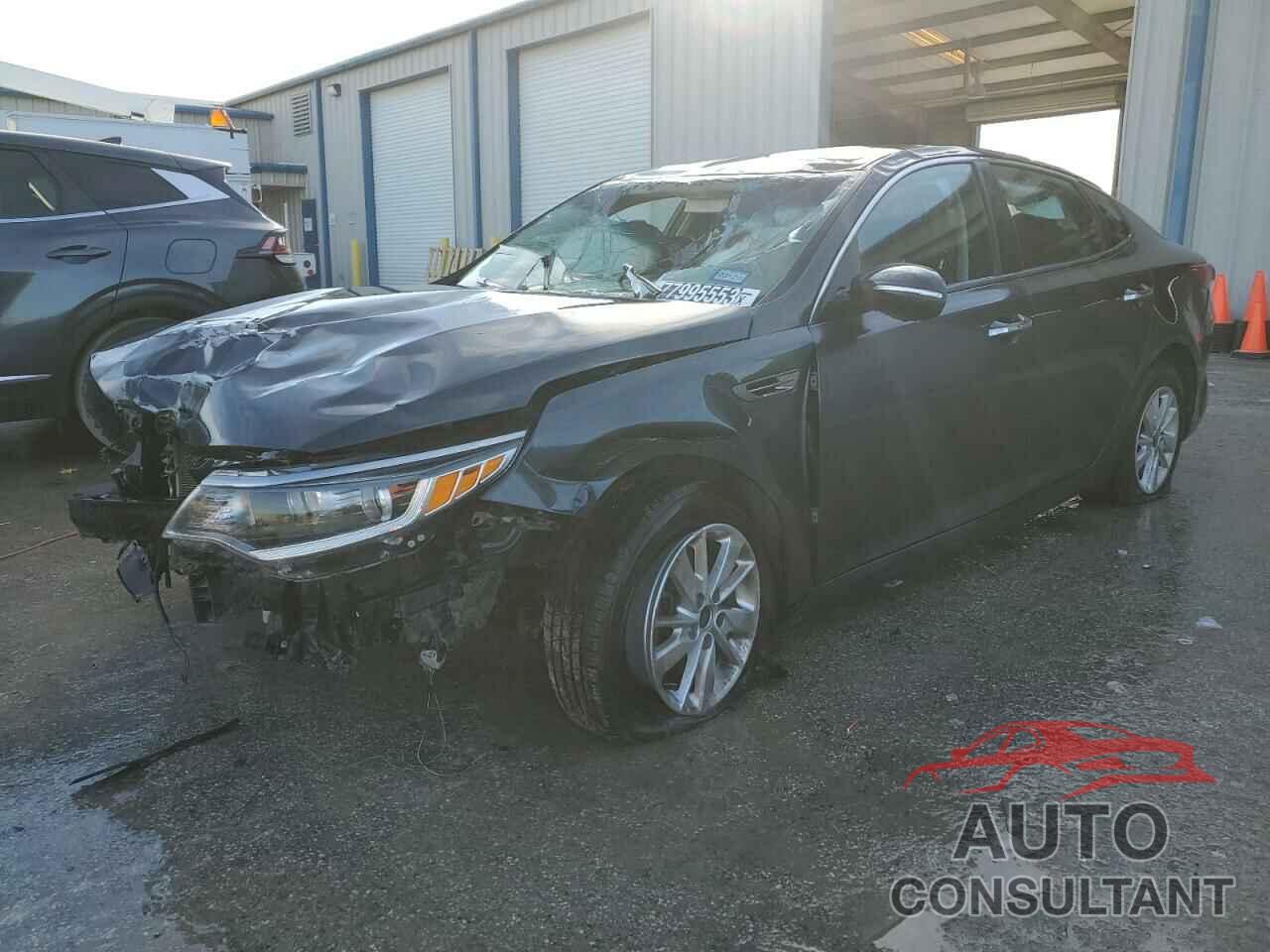 KIA OPTIMA 2018 - KNAGT4L36J5213247