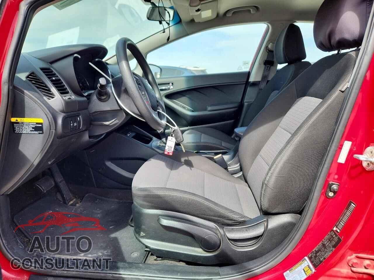 KIA FORTE 2016 - KNAFX4A68G5577269