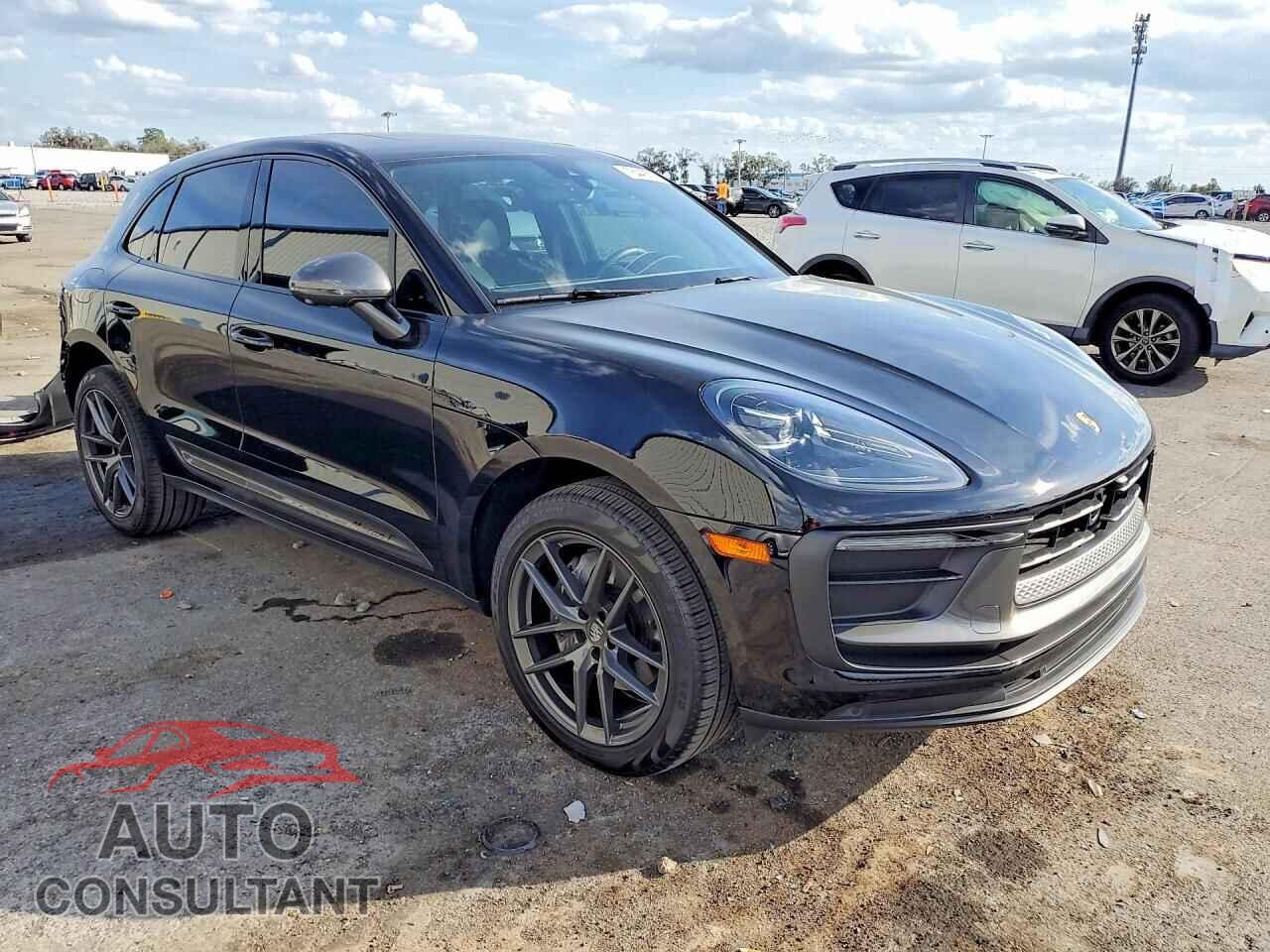 PORSCHE MACAN 2024 - WP1AA2A58RLB21540