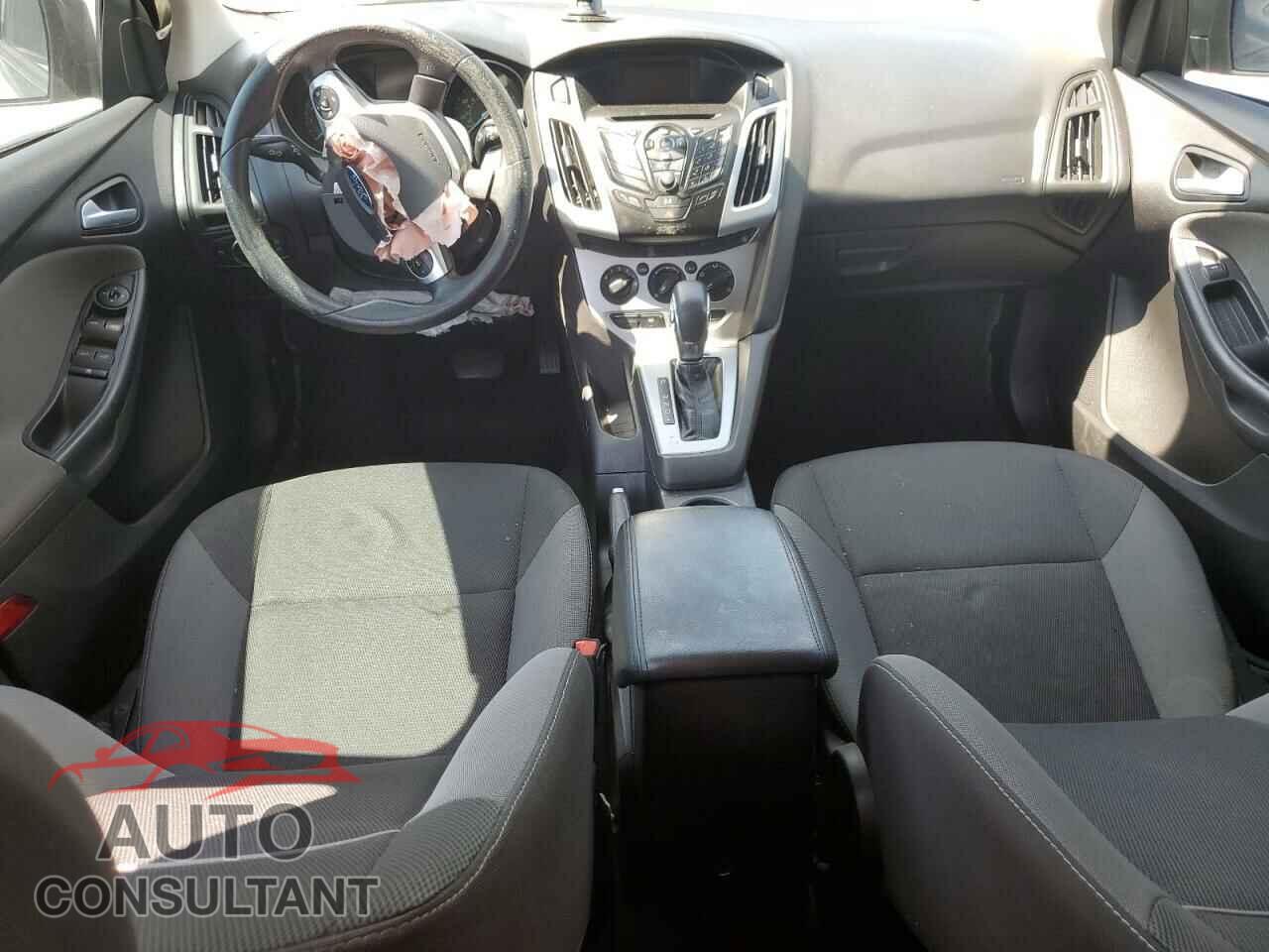 FORD FOCUS 2014 - 1FADP3F2XEL242023