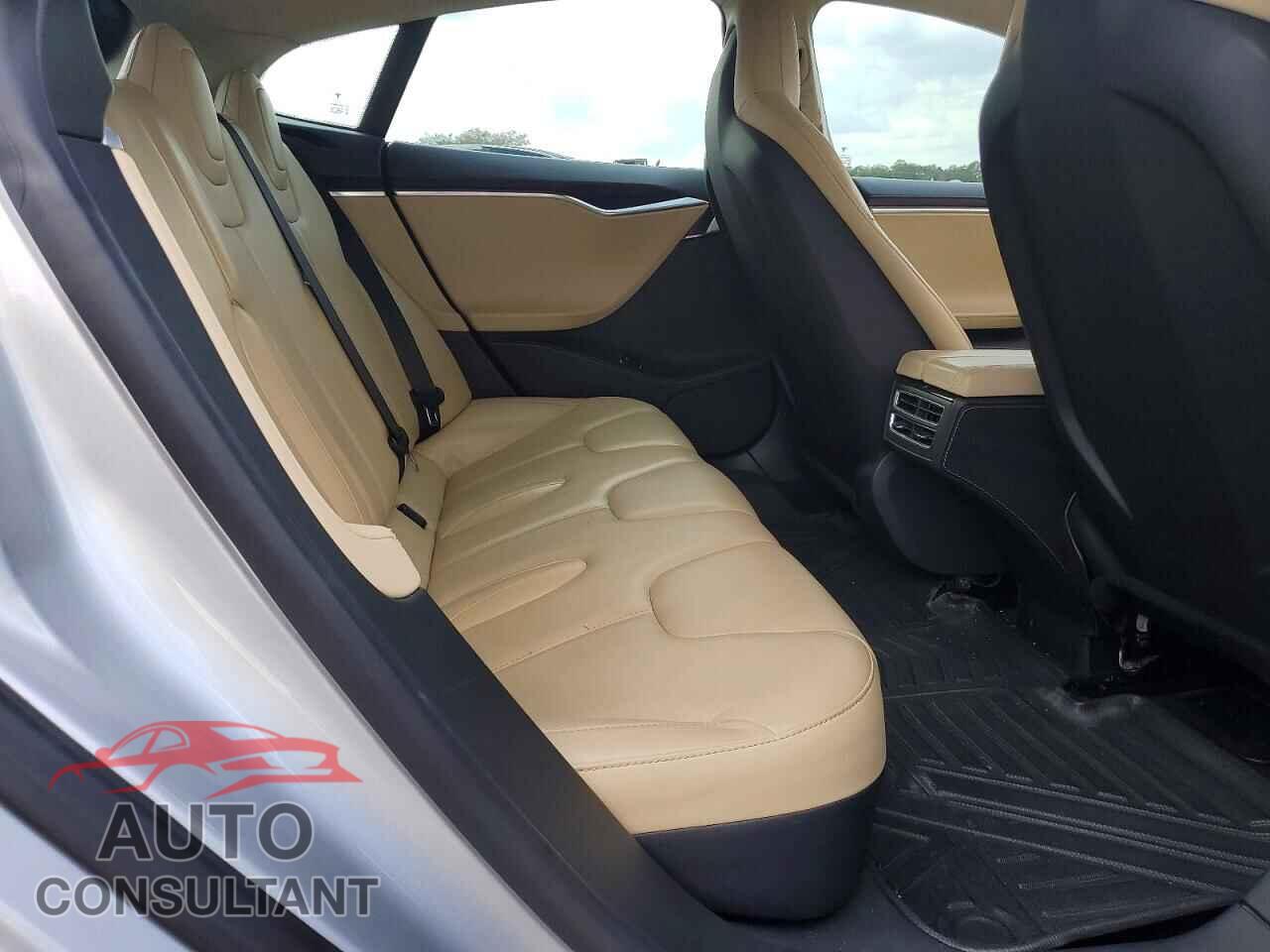 TESLA MODEL S 2014 - 5YJSA1H11EFP61511