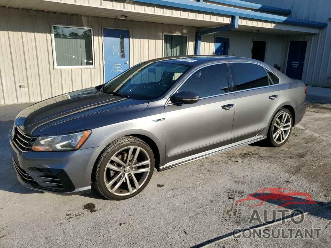 VOLKSWAGEN PASSAT 2017 - 1VWDT7A31HC056725