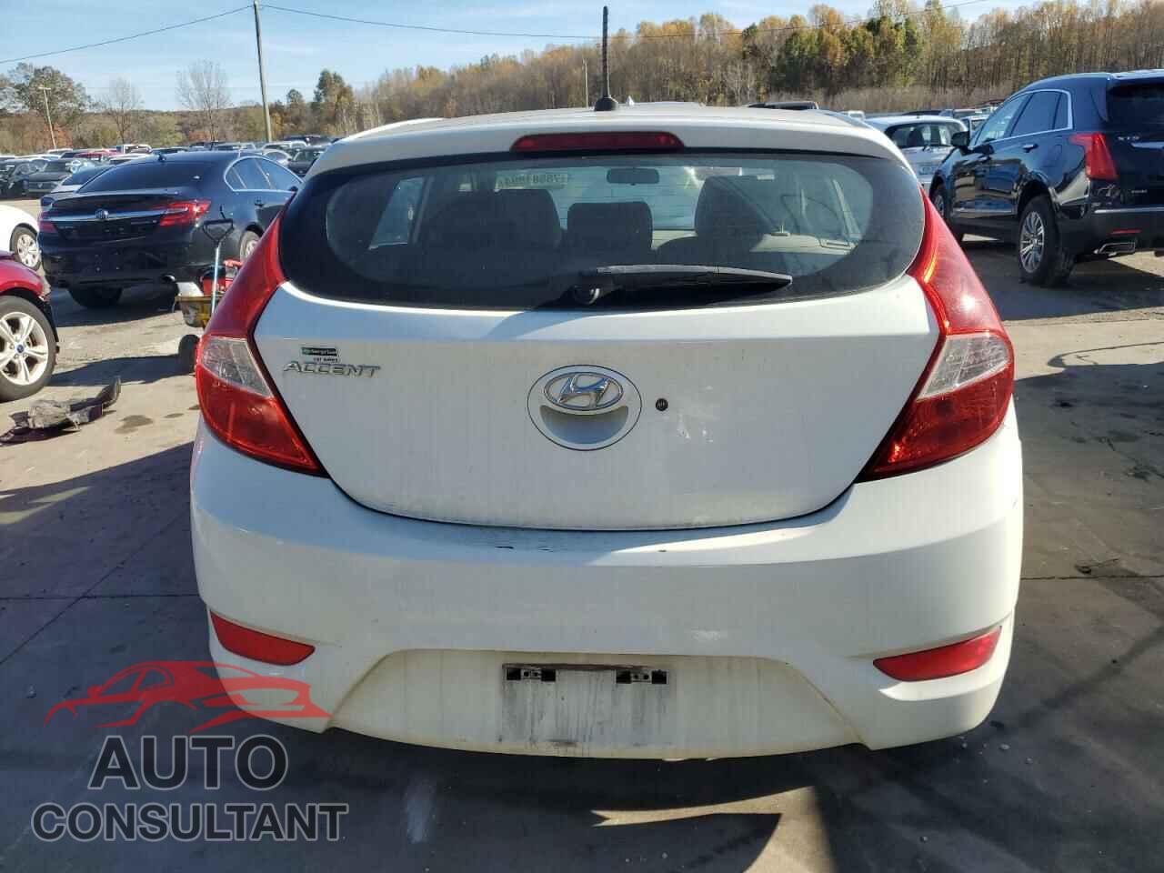 HYUNDAI ACCENT 2015 - KMHCT5AE2FU197987