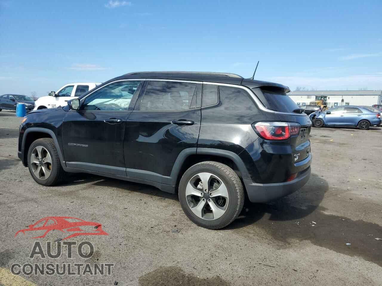 JEEP COMPASS 2018 - 3C4NJDBB8JT334614