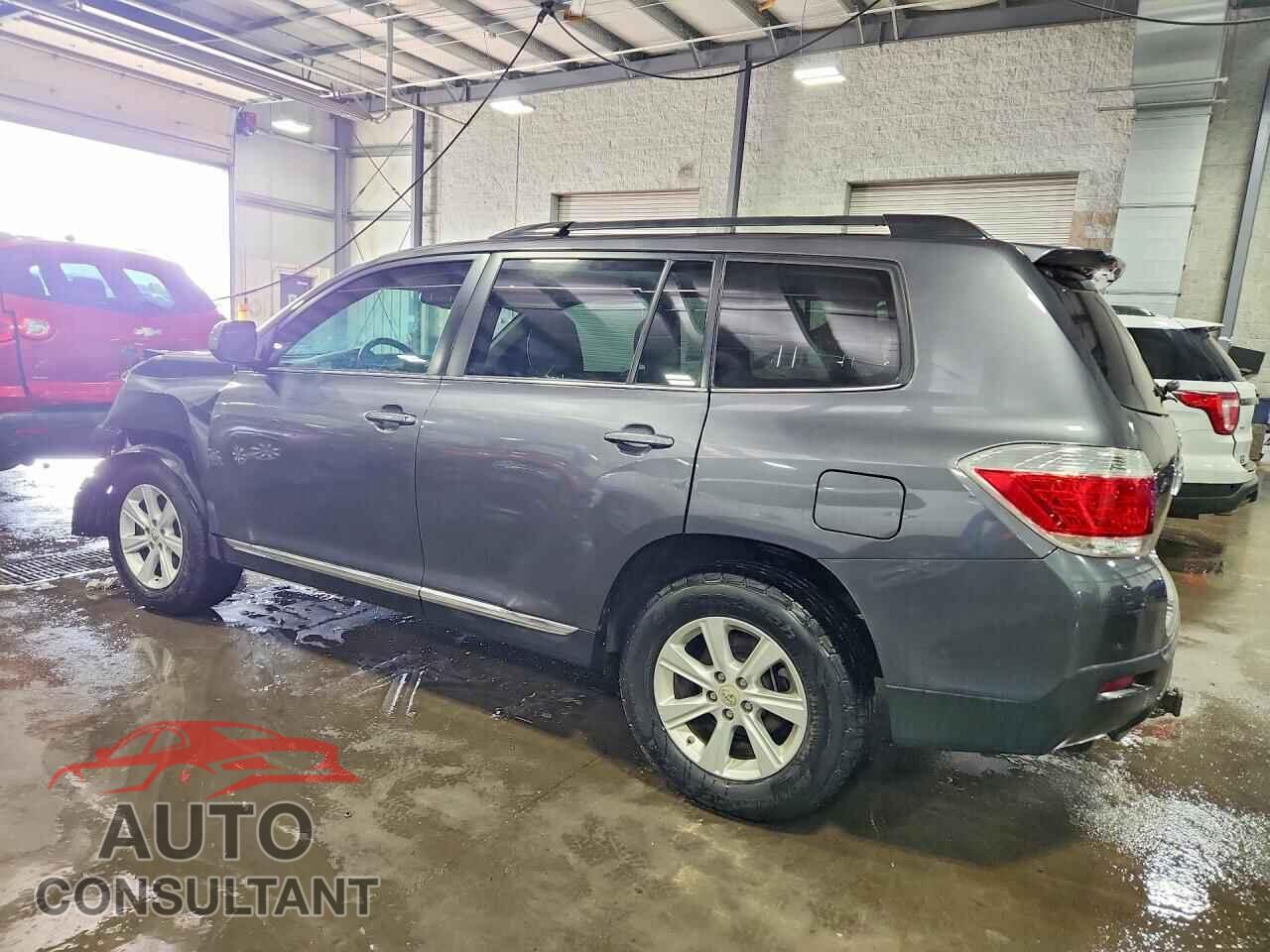 TOYOTA HIGHLANDER 2013 - 5TDBK3EH8DS210383