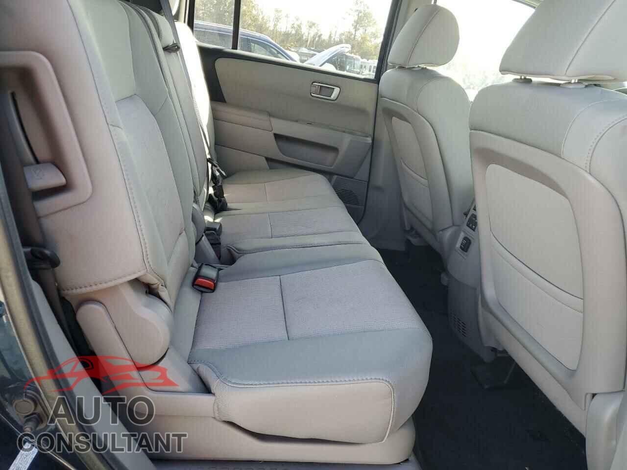 HONDA PILOT 2012 - 5FNYF3H48CB025406