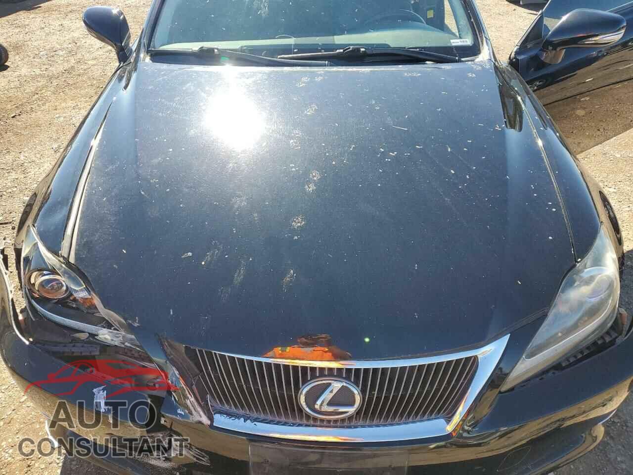 LEXUS IS 2011 - JTHFE2C29B2505593