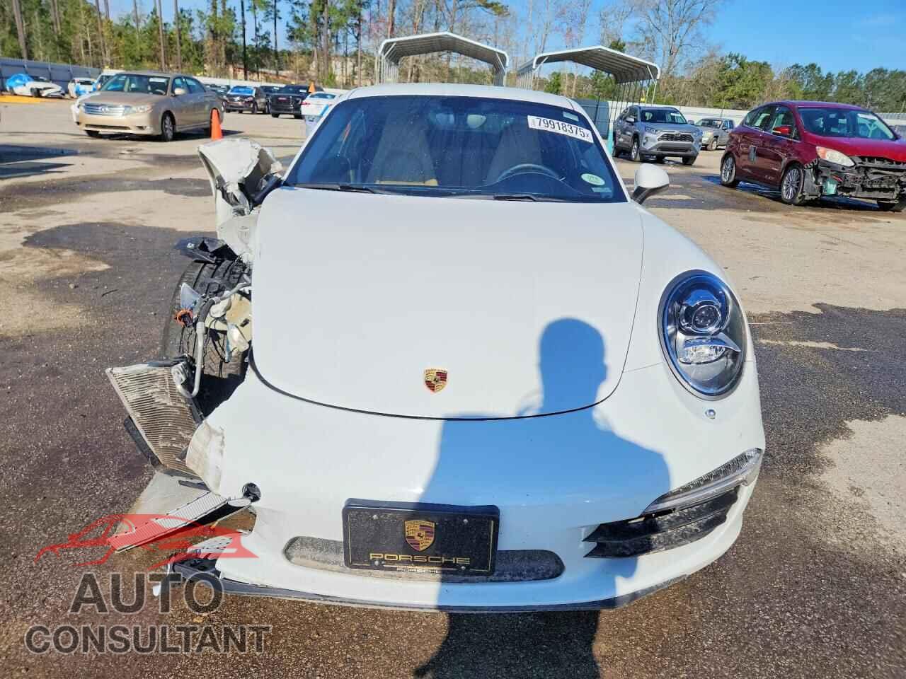 PORSCHE 911 2015 - WP0AA2A90FS106326