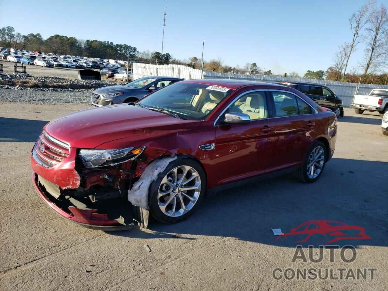 FORD TAURUS 2018 - 1FAHP2F82JG142064