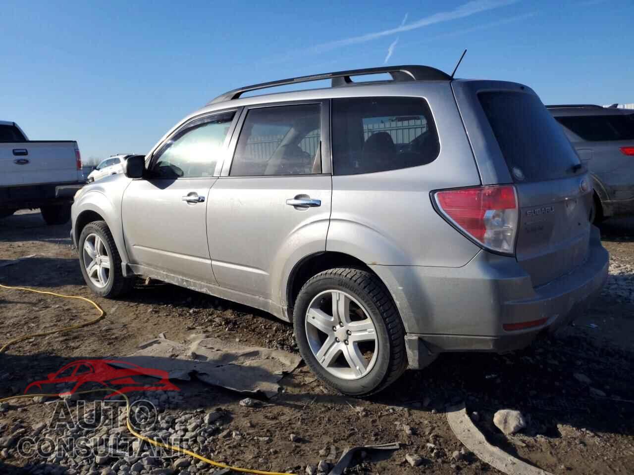 SUBARU FORESTER 2011 - JF2SHBDCXBG708687
