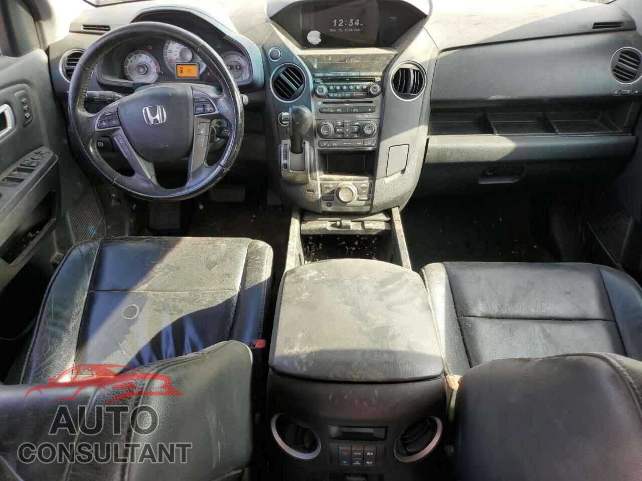 HONDA PILOT 2013 - 5FNYF4H93DB082552