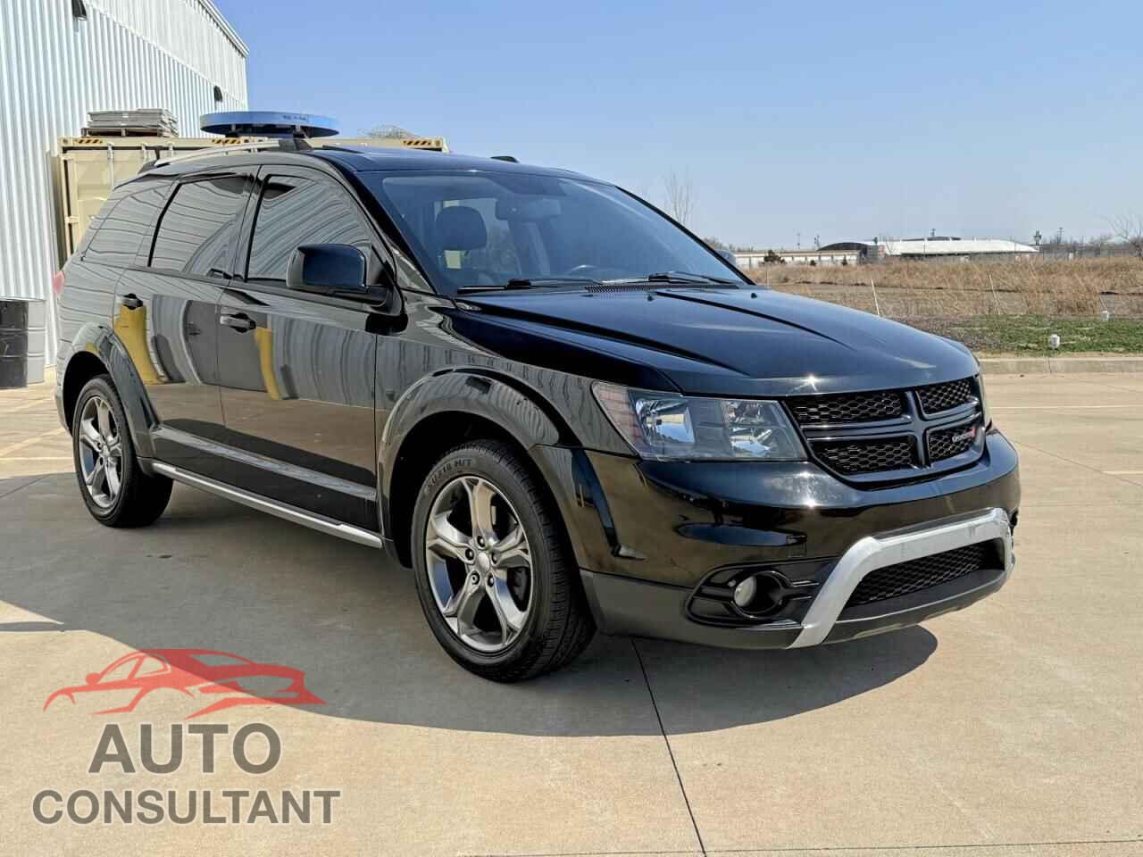DODGE JOURNEY 2017 - 3C4PDCGB6HT551995