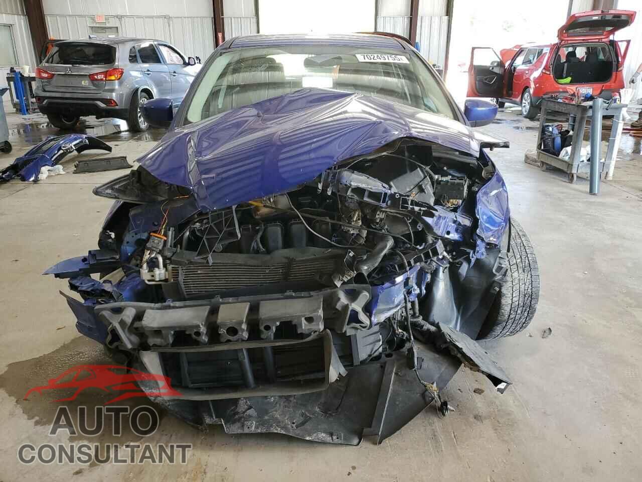 FORD FOCUS 2012 - 1FAHP3K23CL268029
