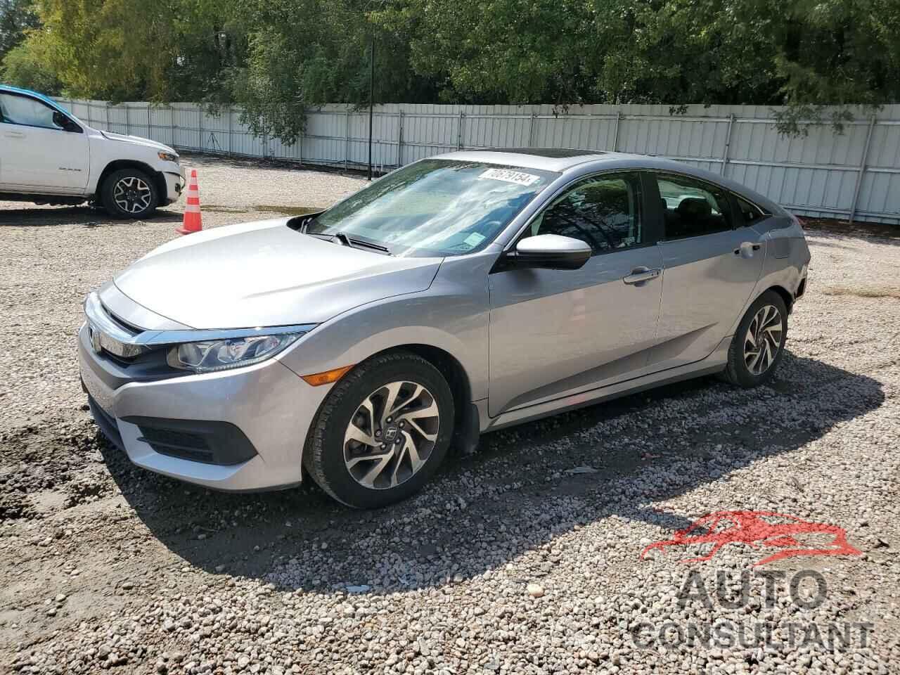HONDA CIVIC 2018 - 2HGFC2F79JH590117