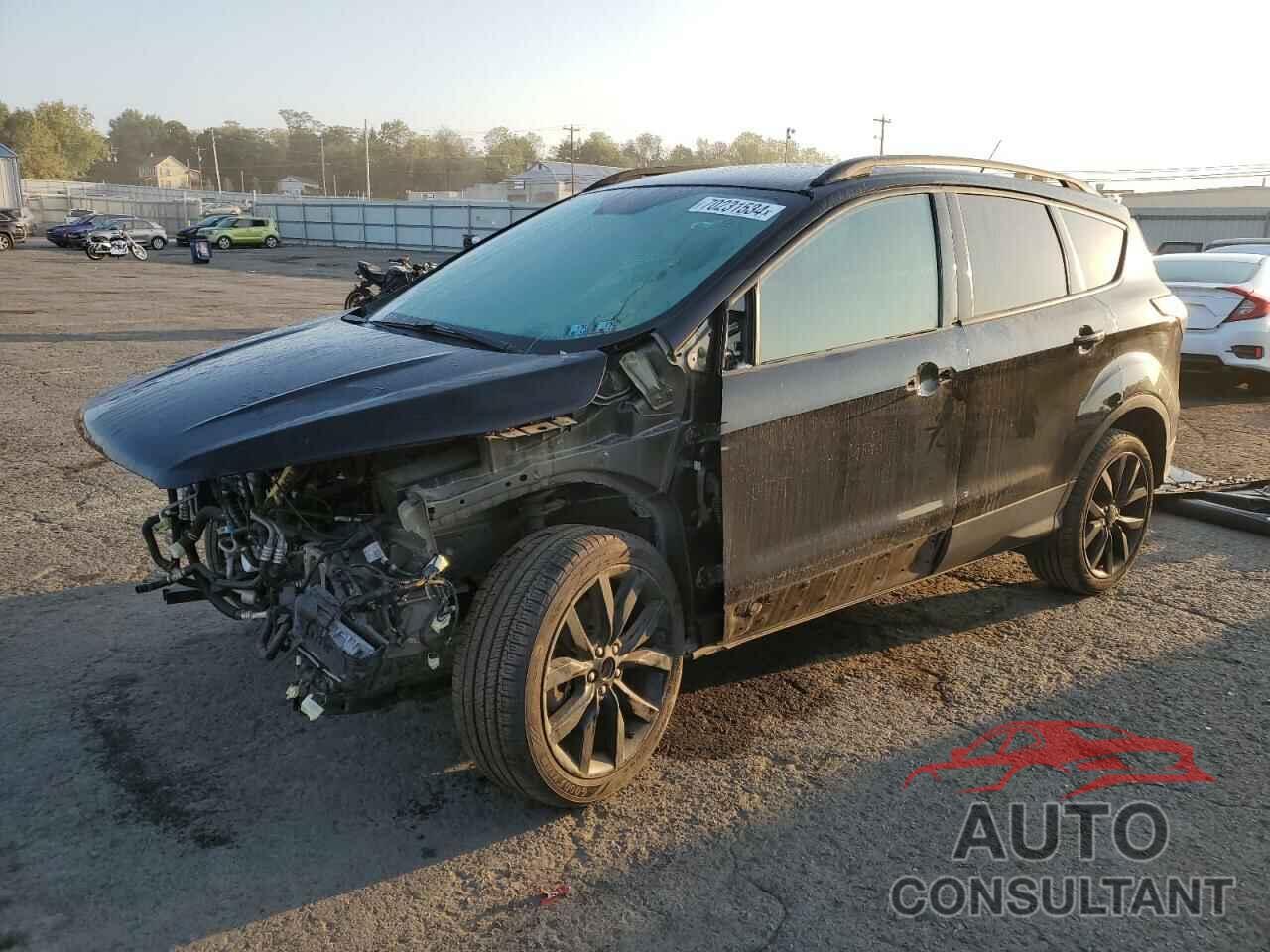 FORD ESCAPE 2017 - 1FMCU9GD2HUD80862