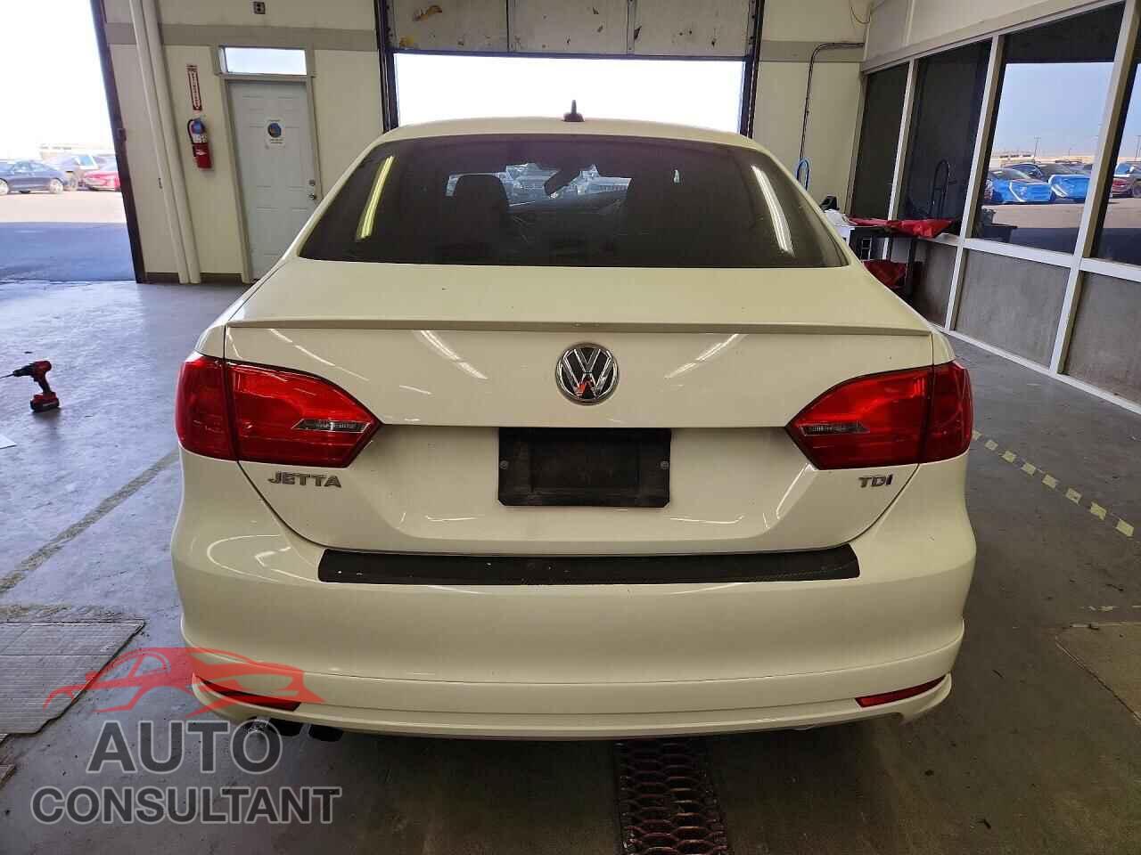VOLKSWAGEN JETTA 2012 - 3VWLL7AJ0CM359710