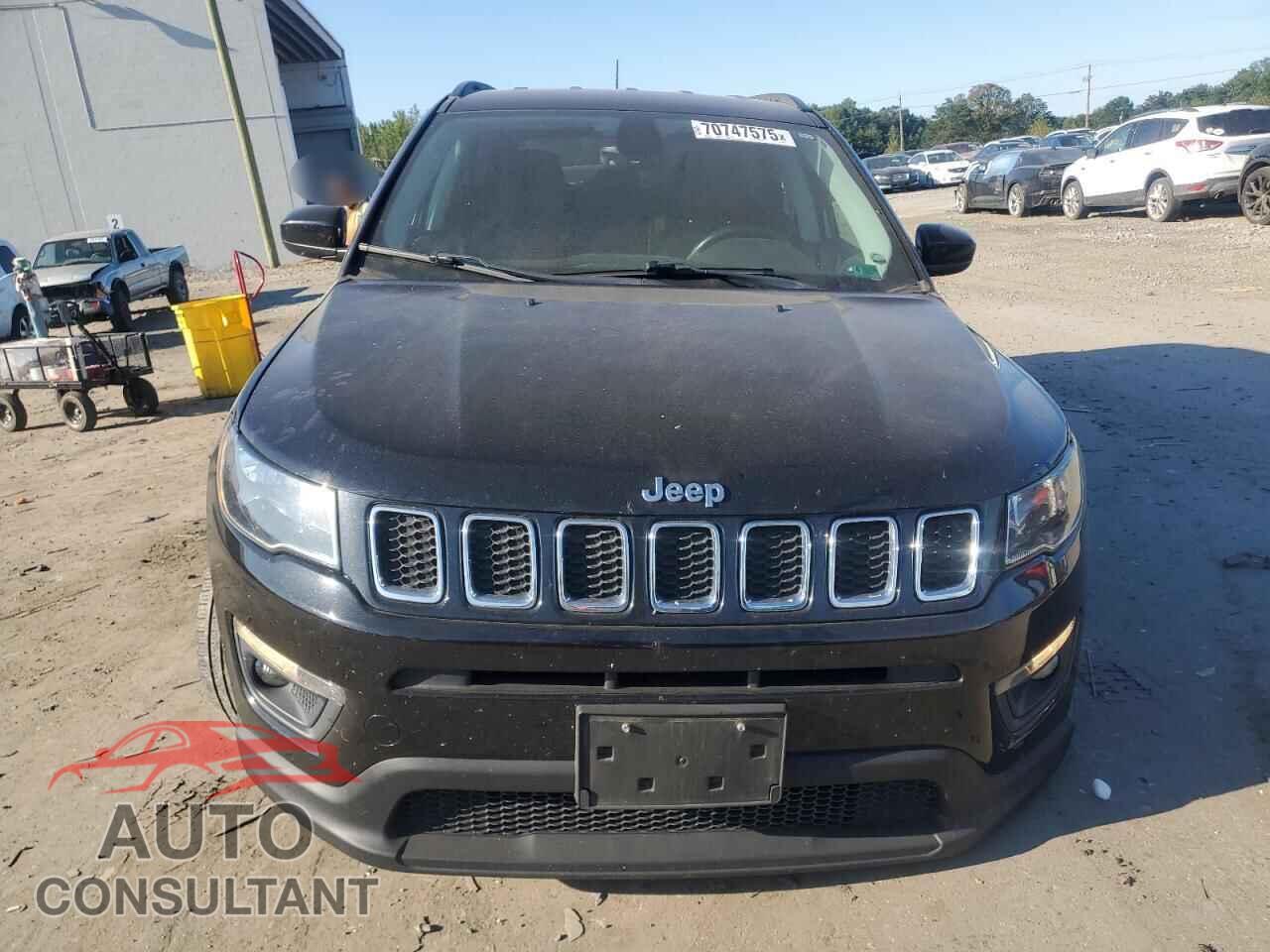 JEEP COMPASS 2017 - 3C4NJDBB8HT660911