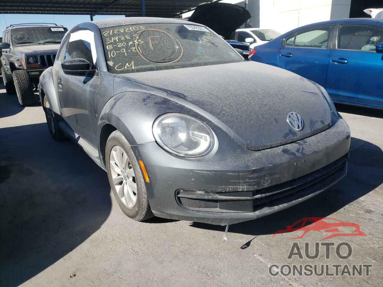 VOLKSWAGEN BEETLE 2016 - 3VWF17AT3GM606776