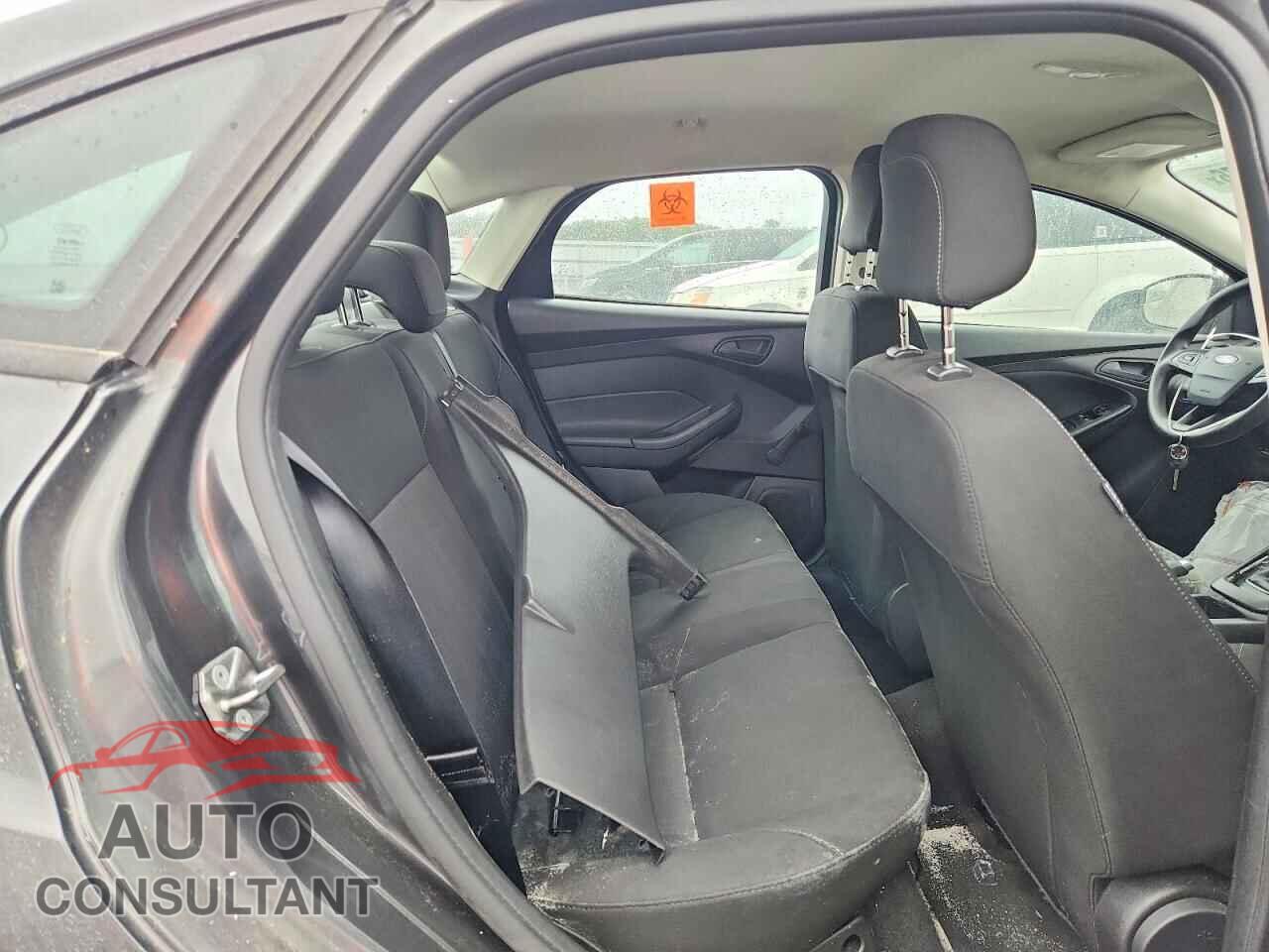 FORD FOCUS 2017 - 1FADP3E2XHL327630