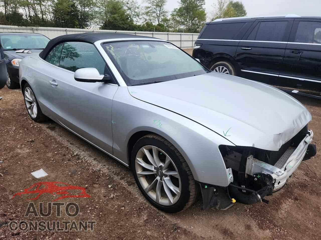 AUDI A5 2013 - WAULFAFH8DN010800