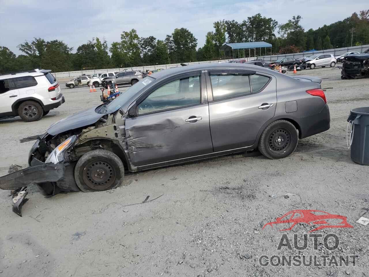 NISSAN VERSA 2019 - 3N1CN7AP7KL865642