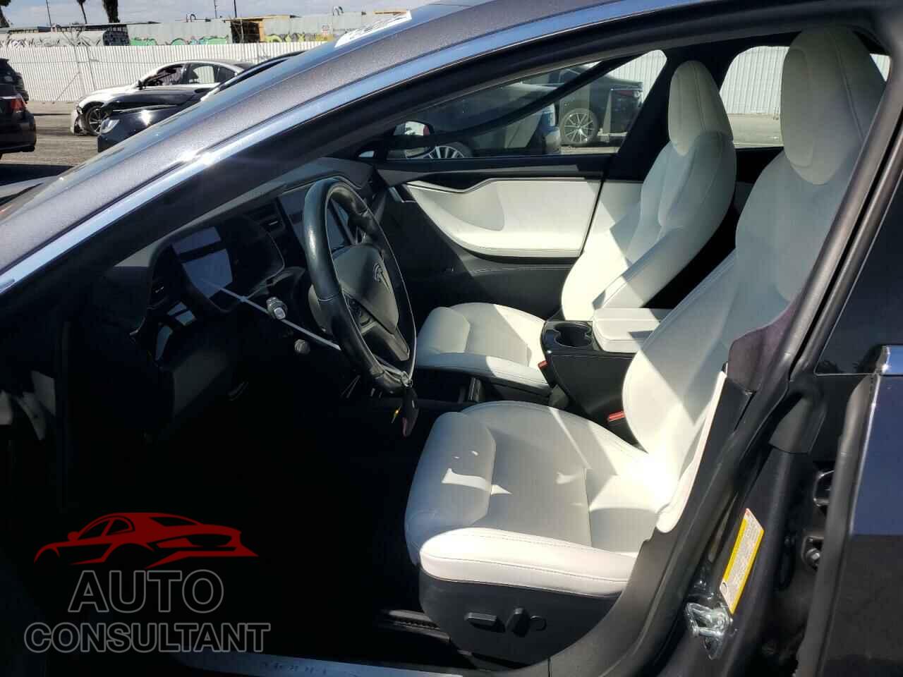 TESLA MODEL S 2021 - 5YJSA1E28MF425611
